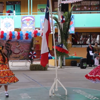 HOMENAJE A CHILE EN SU MUESTRA FOLKLÓRICA